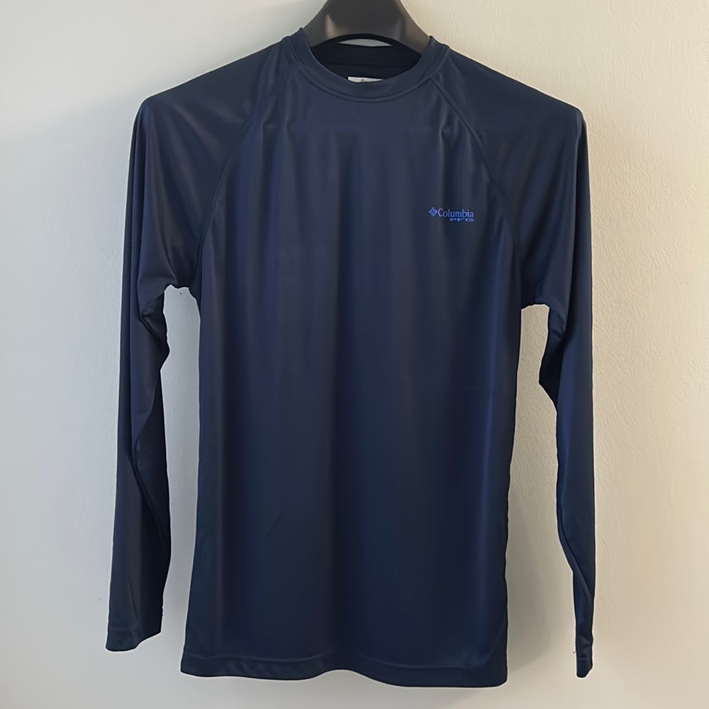 Columbia PFG long sleeve shirt. Men’s XS.